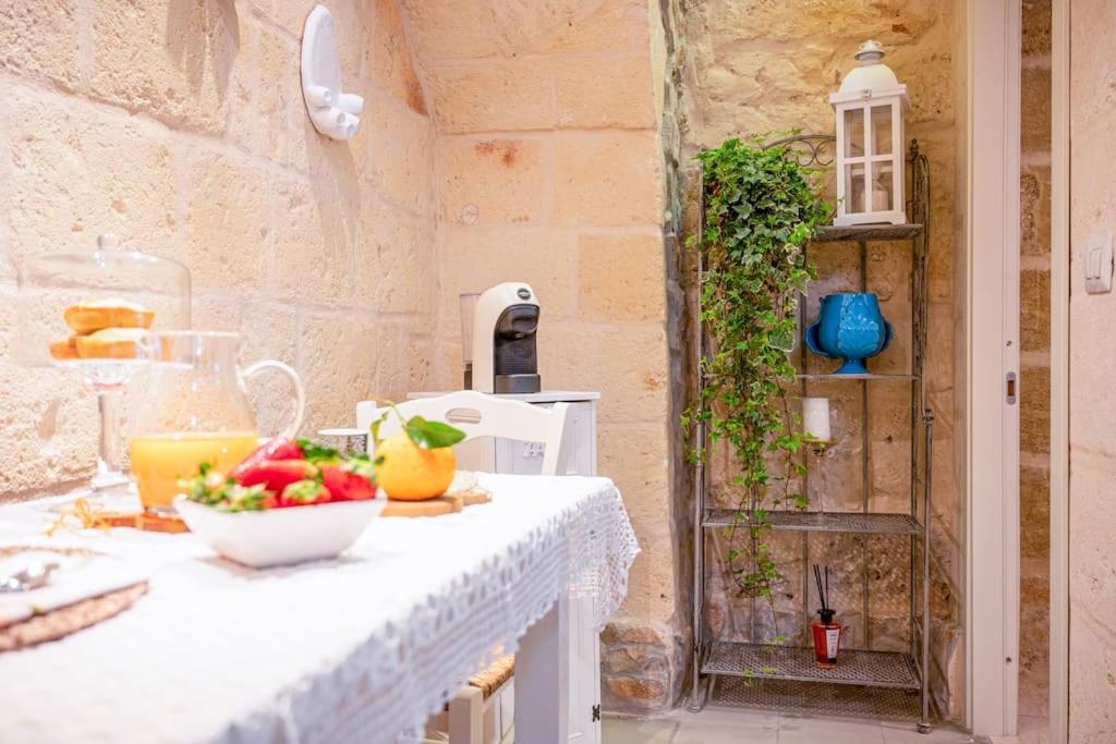 Borgo Antico-Centro Storico Casa Ventosa Lägenhet Oria  Exteriör bild